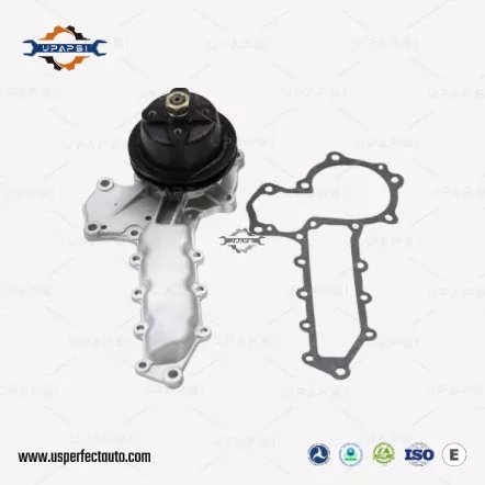 Pompa dell'acqua 15341-73030 16111-73030 per Kubota L245 L295 L305